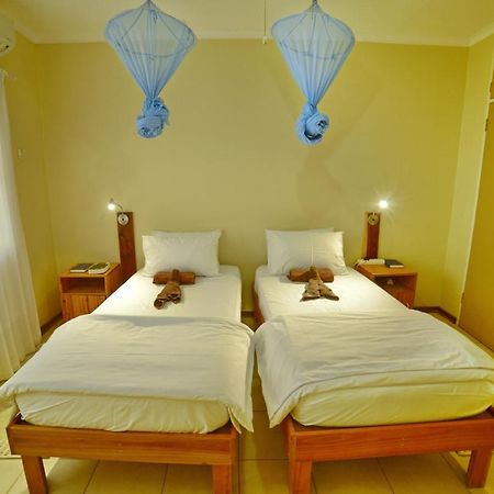 Brandberg Rest Camp Hotel Uis ภายนอก รูปภาพ