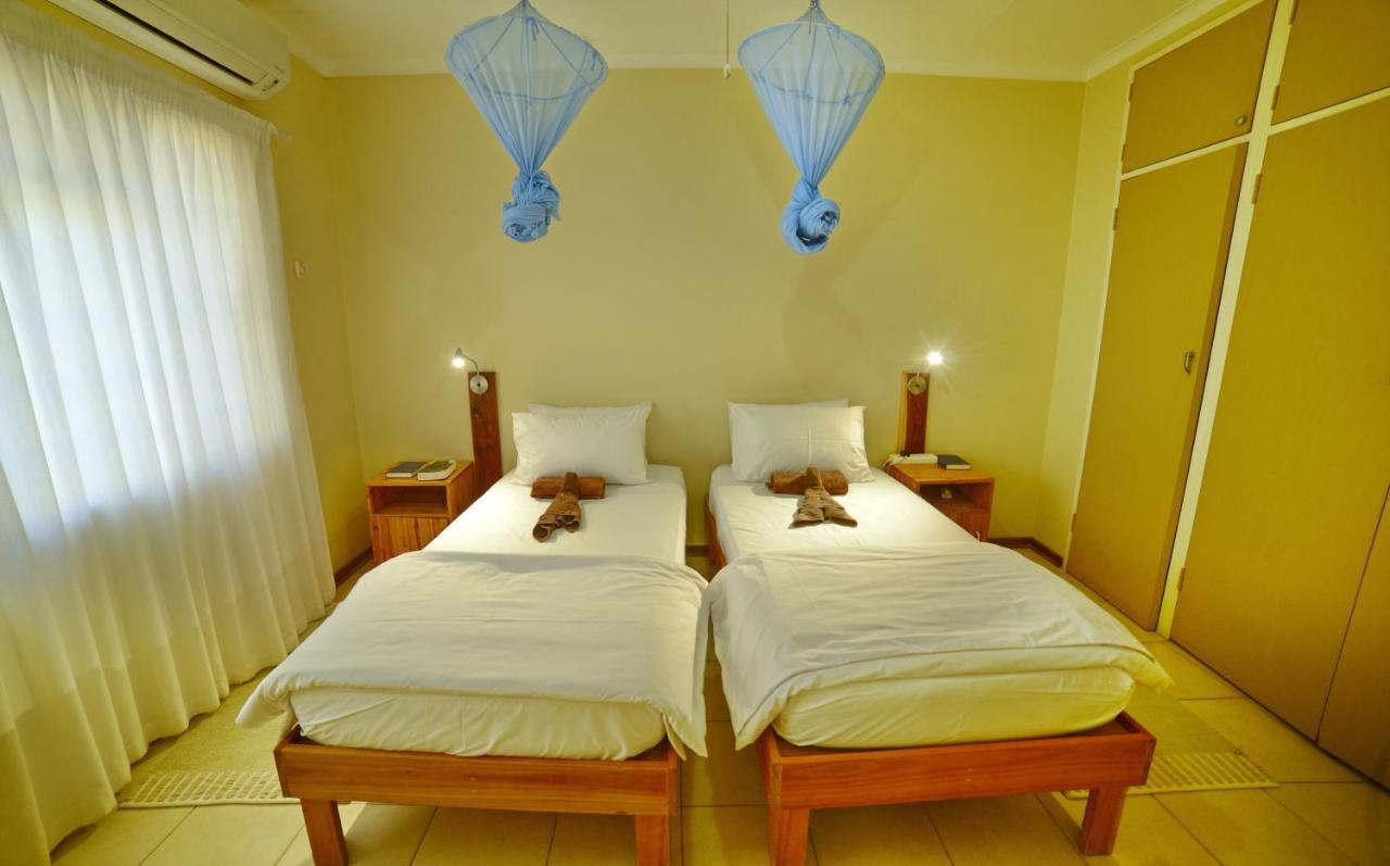 Brandberg Rest Camp Hotel Uis ภายนอก รูปภาพ